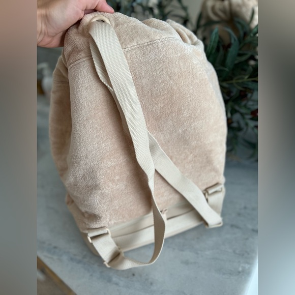 Beis terry cooler backpack NWT - Picture 8 of 8